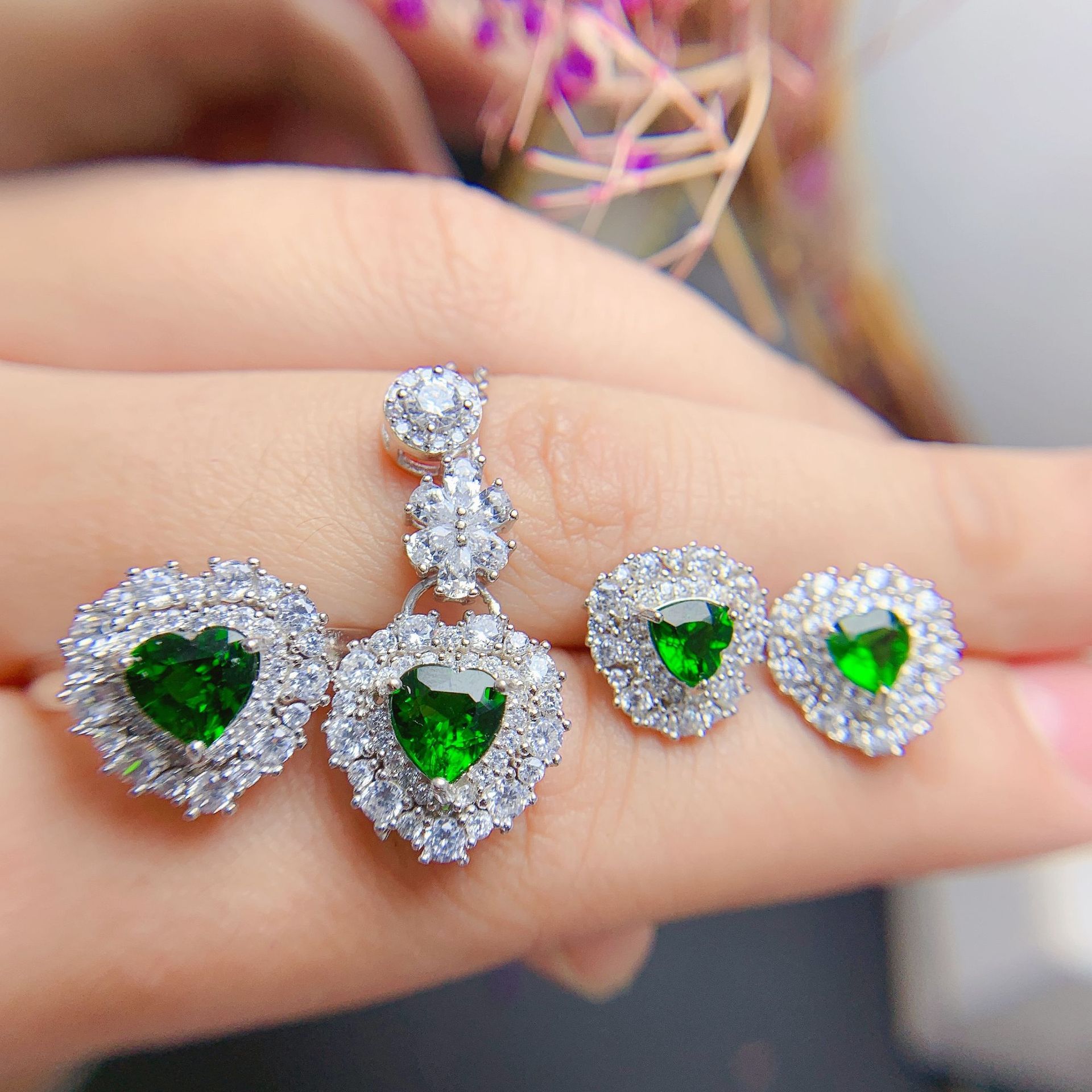 Natural Chrome Diopside Silver – Chrome Hearts Ring Bewertung und Preis