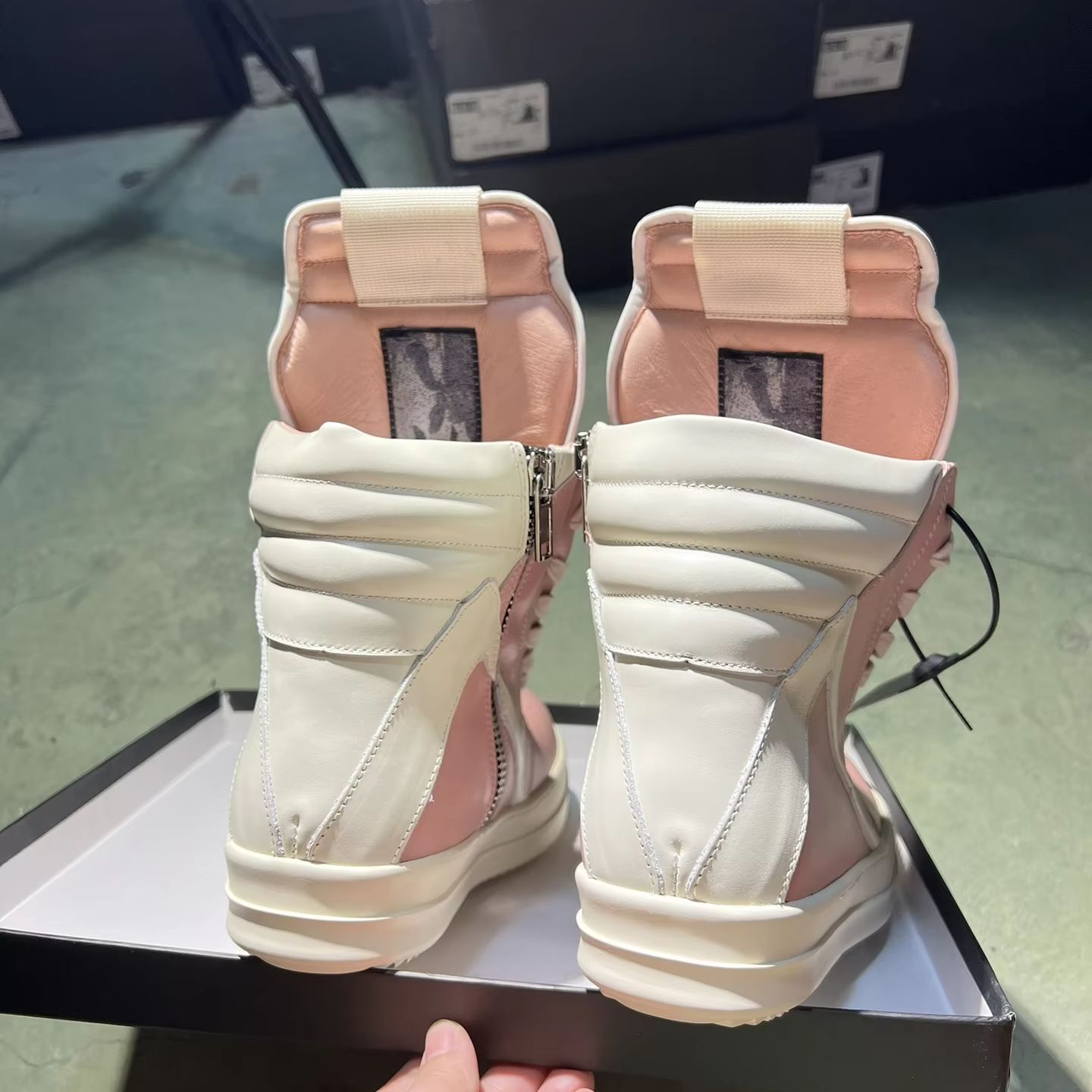 Brand Woman High Top Leather S – Gothic Streetwear Brand Bewertung und Preis